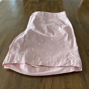 NWT Old Navy Mid-Rise Everyday Shorts 7” - 14